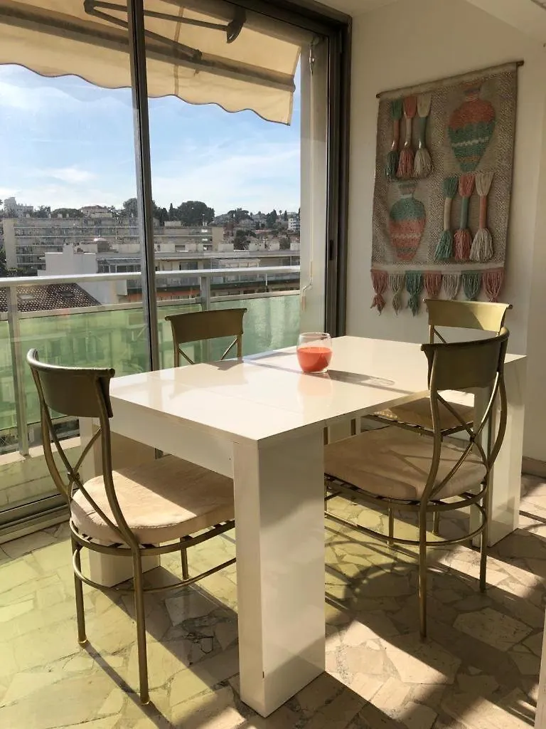 Central Park Apartment Cannes 0*,