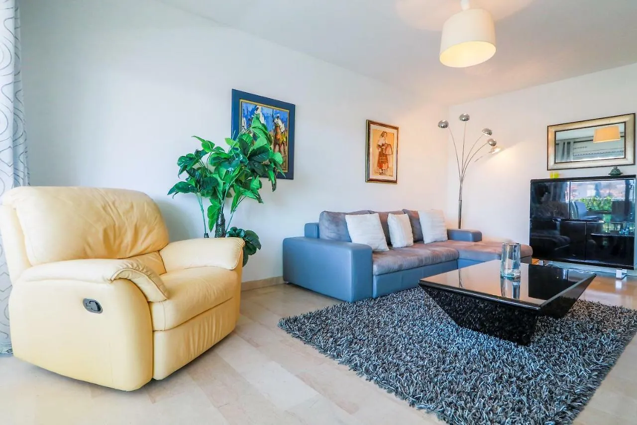 Central Park Apartment Cannes
