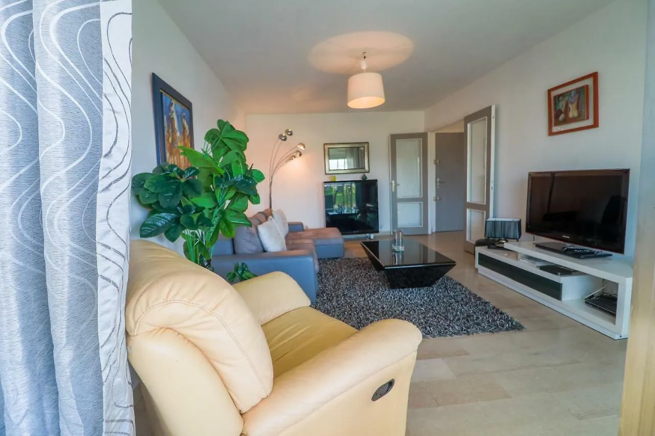 Central Park Apartment Cannes